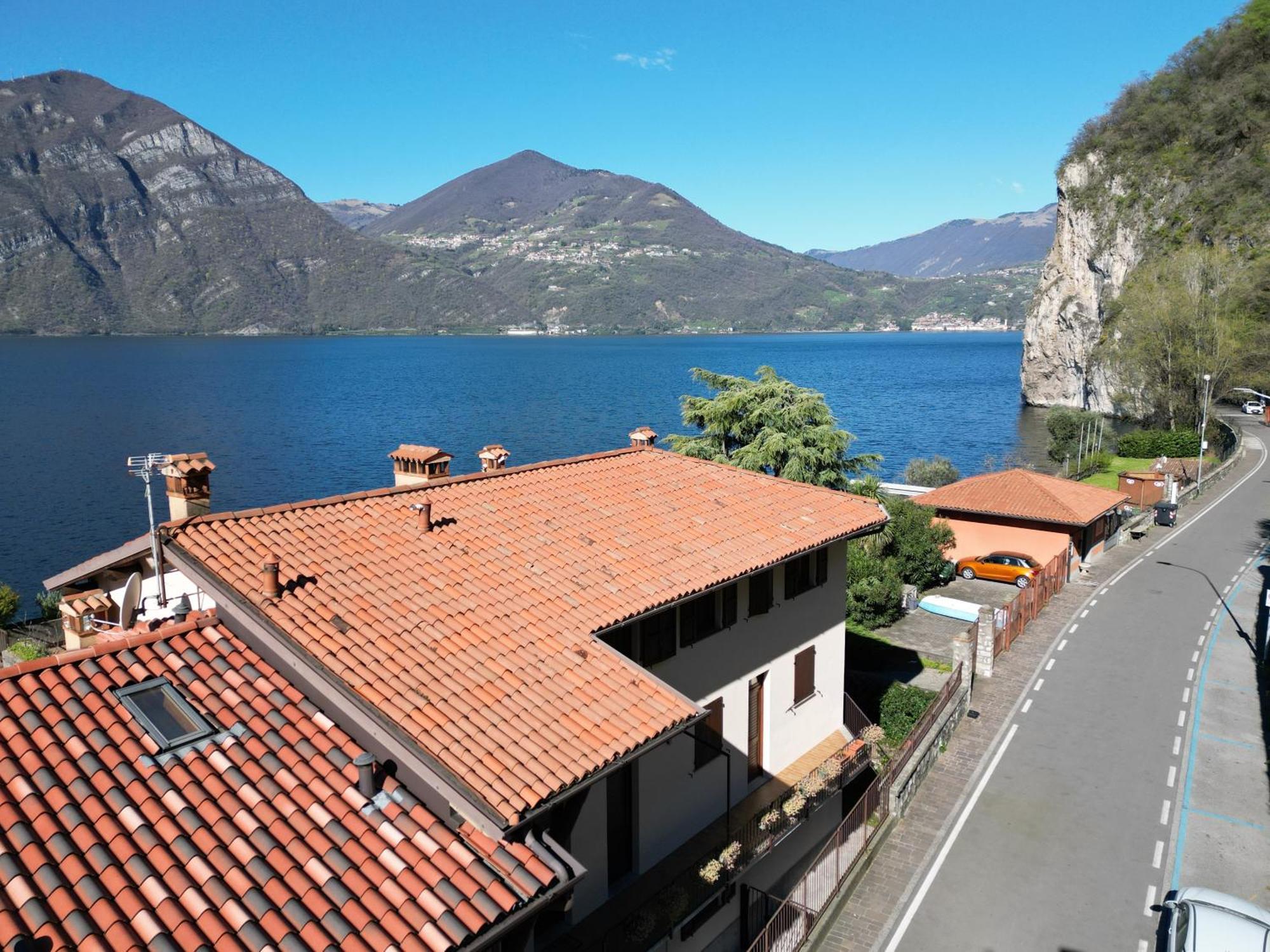 Casa Vacanze Finestra del Pescatore Marone Exterior foto